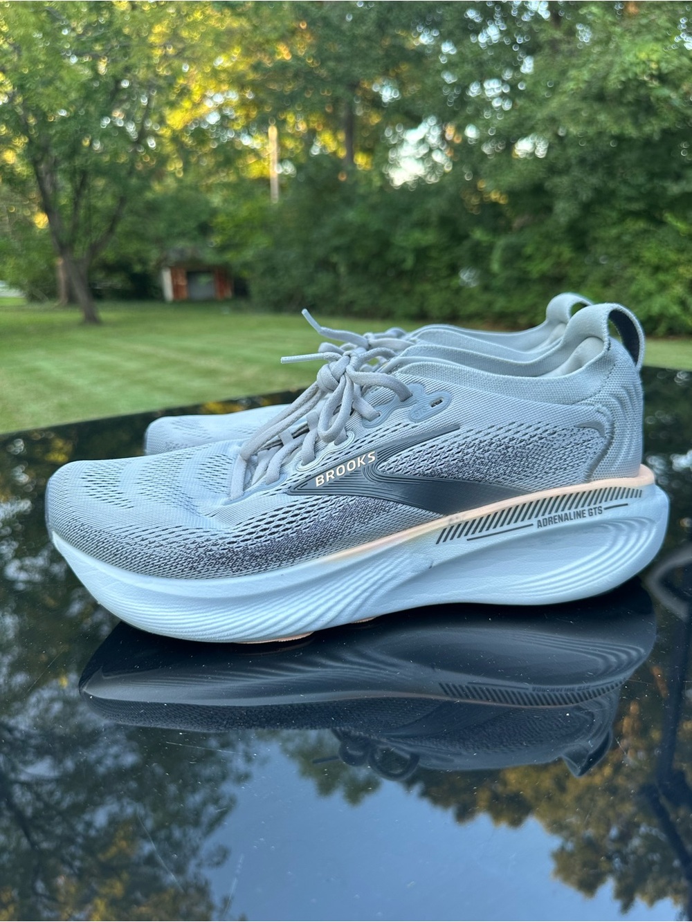 Brooks Women's Running Shoes — Light Gray with White Midsole